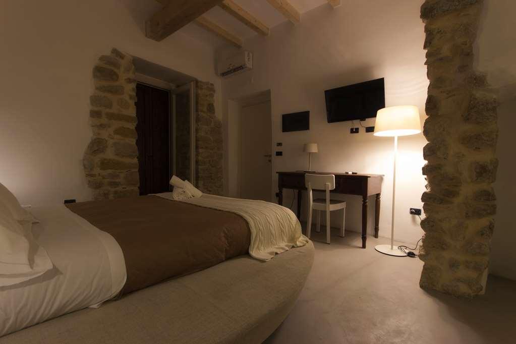 Hotel Diffuso Antichi Ricordi Caltanissetta Rum bild